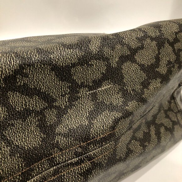 Saint Laurent Grey Giraffe Tote sku #85907 (corners minor tearing & rubbing) - Picture 16 of 16